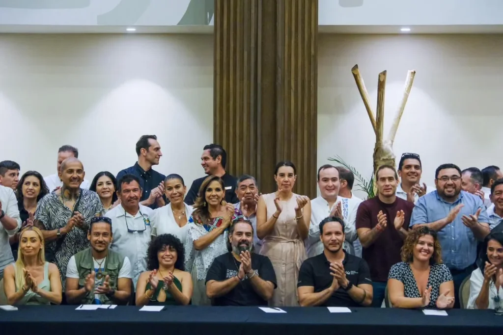 Dan seguimiento Mara Lezama y Josefina Rodríguez al impulso turístico con los diversos sectores de Tulum (1) Dan seguimiento Mara Lezama y Josefina Rodríguez al impulso turístico con los diversos sectores de Tulum