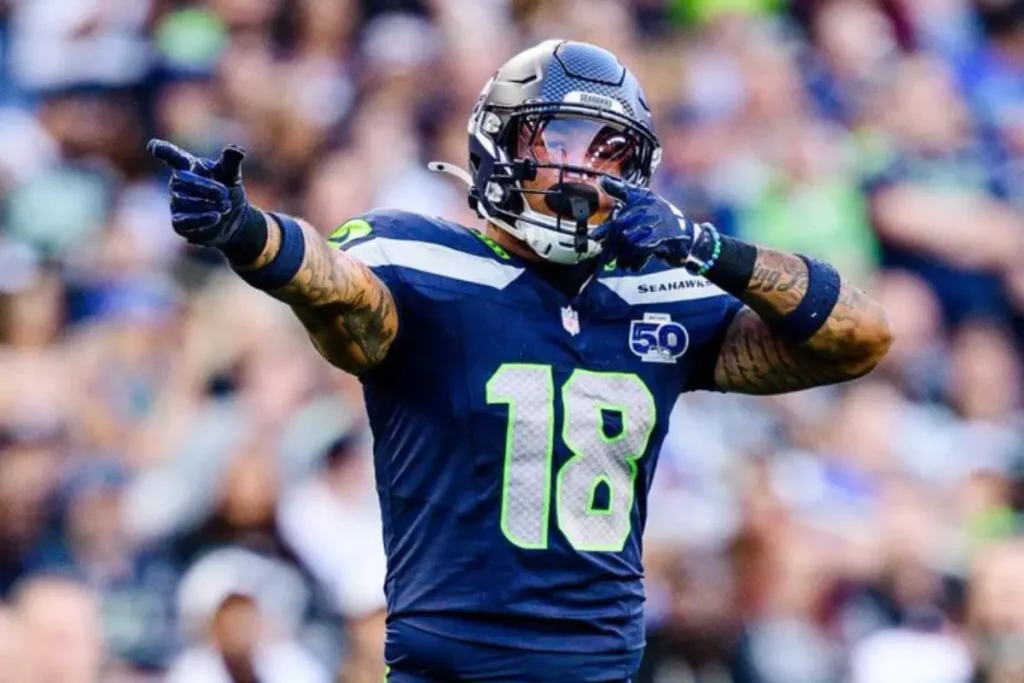 ¿Quién es Elijah Arroyo El jugador de la NFL que aprendió el deporte en las playas de Cancún